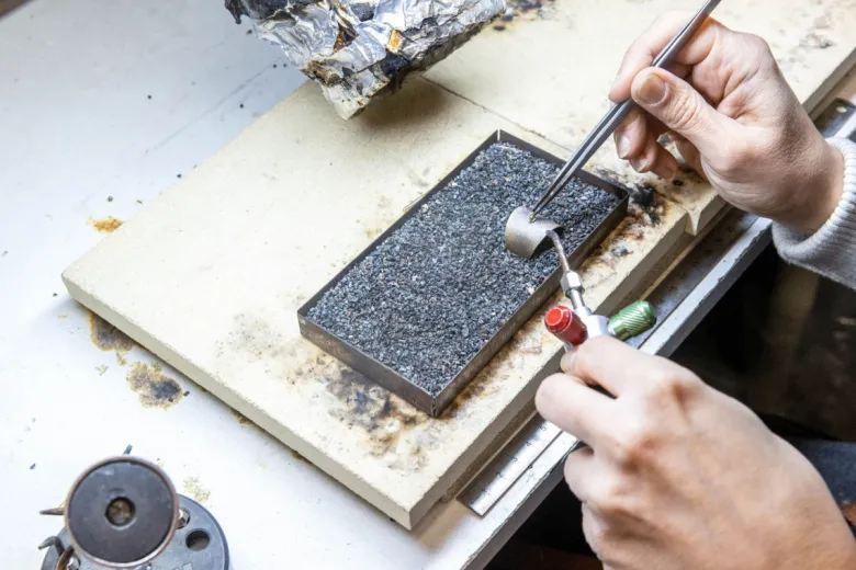 Atelier - boucles d'oreilles - paris