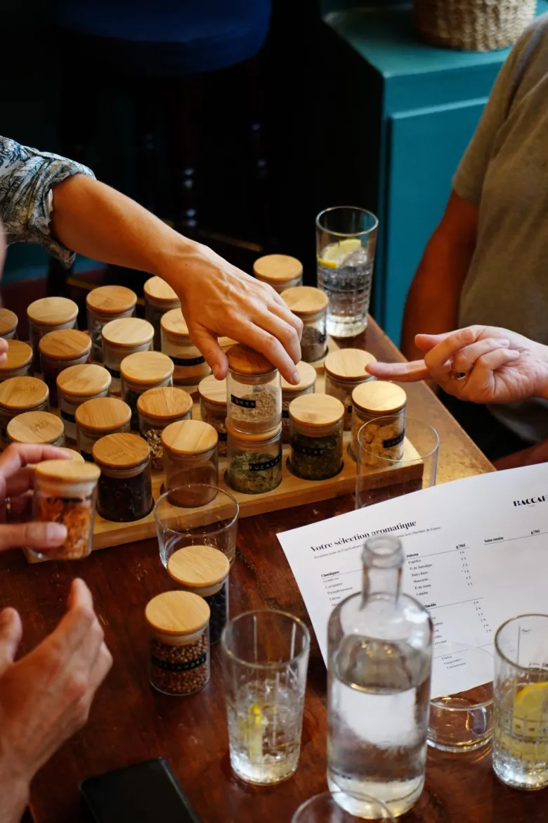 Atelier - distillation de gin - paris