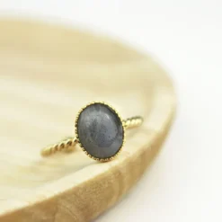 Bague torsadée ovale pierre labradorite
