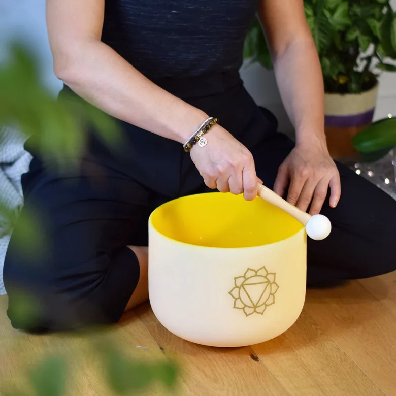 Bol chantant en cristal chakra plexus