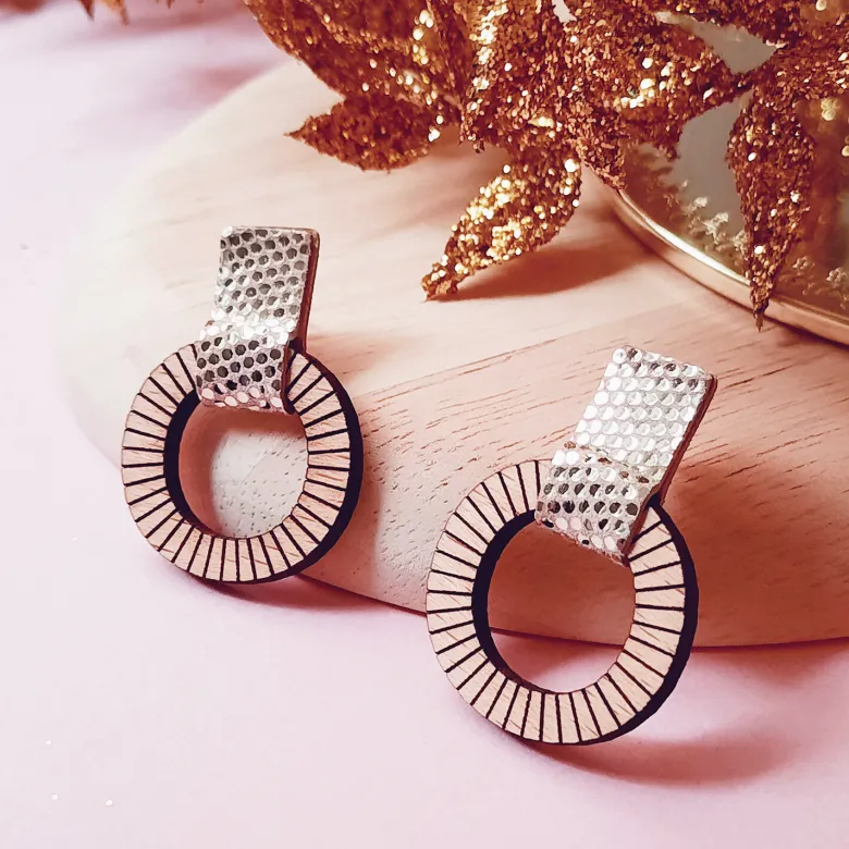 Clous d'oreilles lollipops abeille