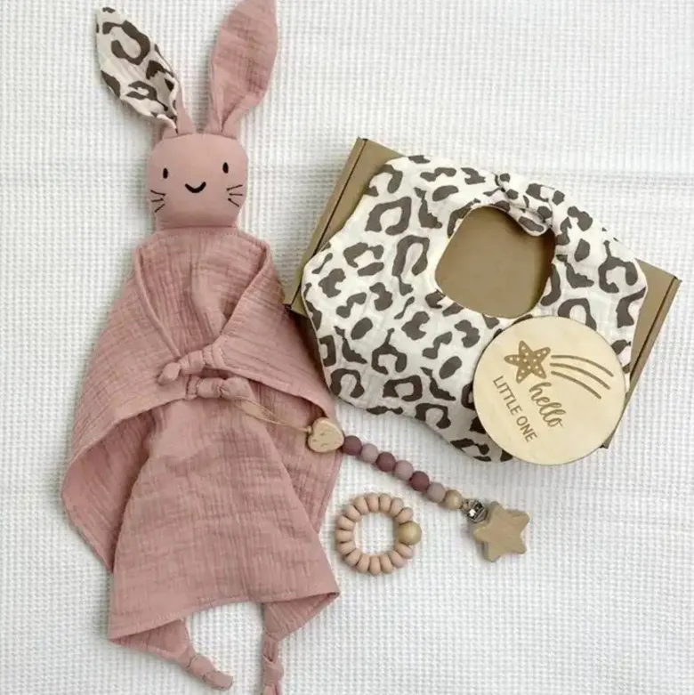 Coffret naissance lapin rose