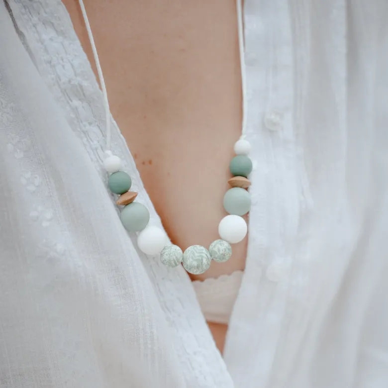 Collier d'allaitement - printemps vert