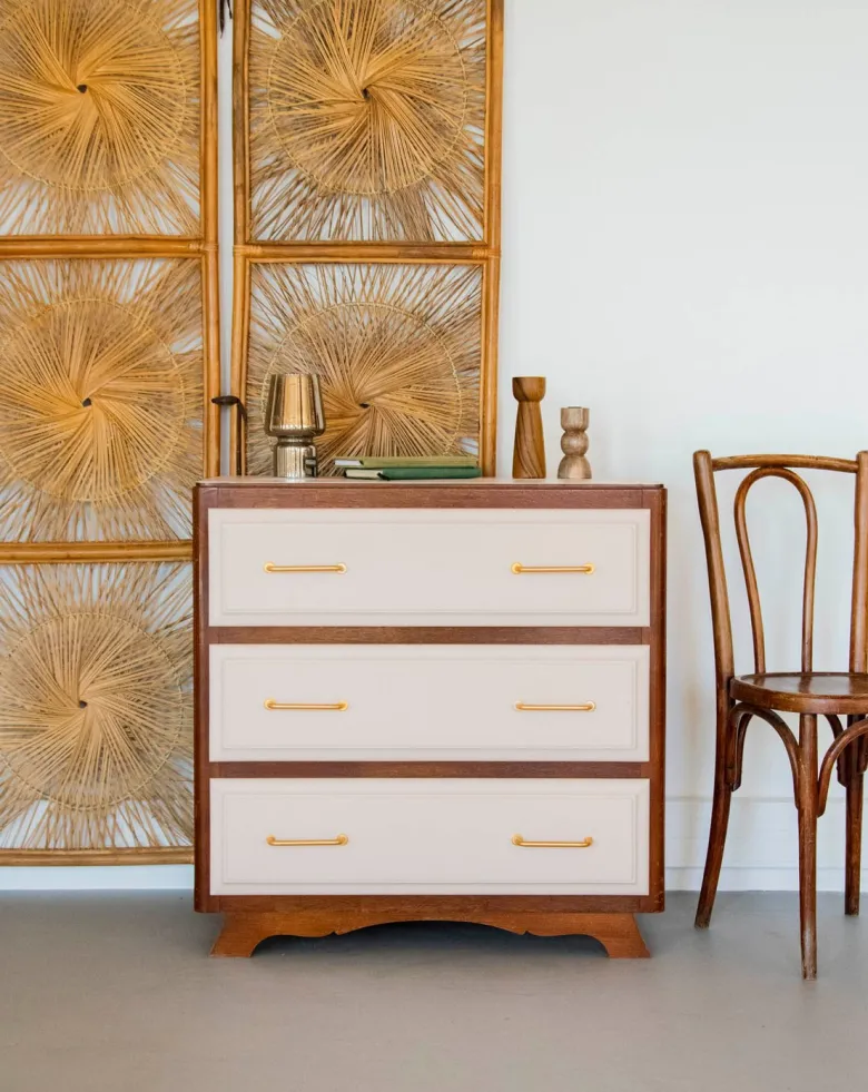 Commode à tiroirs peints n°577