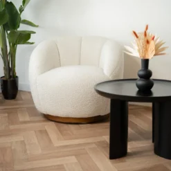 Fauteuil pivotant en tissu bouclé blanc - ysé