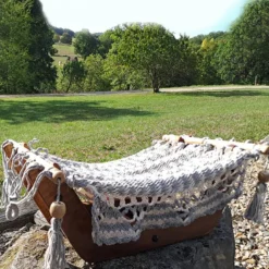 Hamac à chat gris avec support en bois