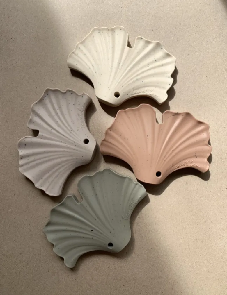 Hochet de dentition gingko rose