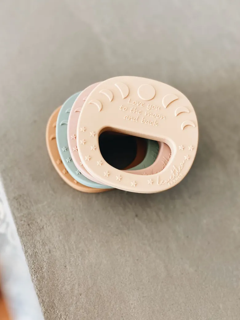 Hochet de dentition lune beige
