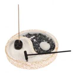 Jardin zen asiatique - yin yang