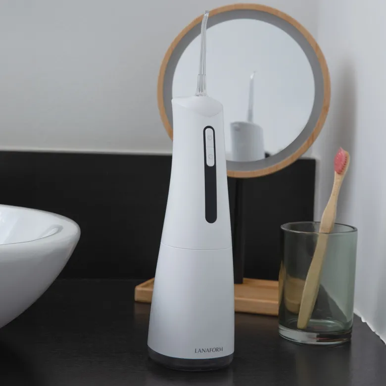 Jet dentaire hydropulseur pour famille - 4 modes de nettoyag