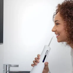 Jet dentaire hydropulseur pour famille - 4 modes de nettoyag