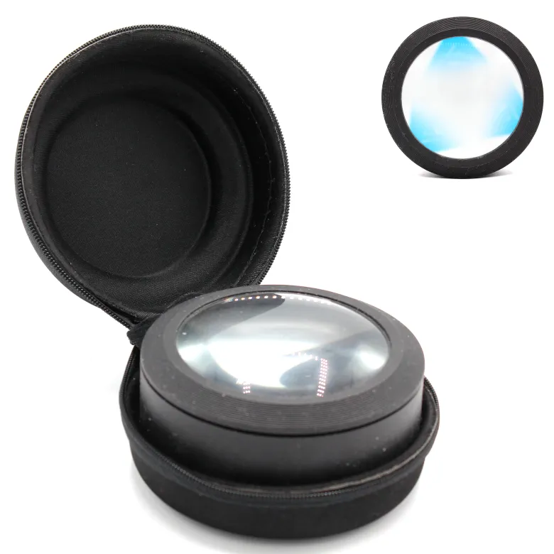 Loupe de lecture x5 rétroéclairée 3 led compacte avec housse