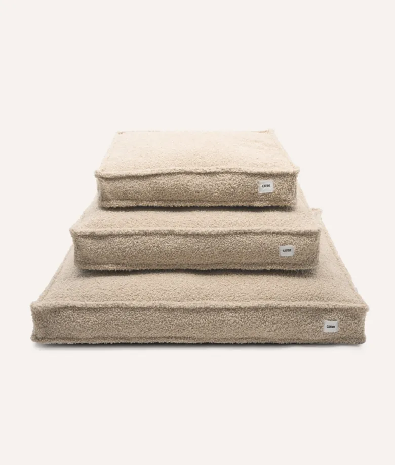 Matelas en effet bouclette l - beige
