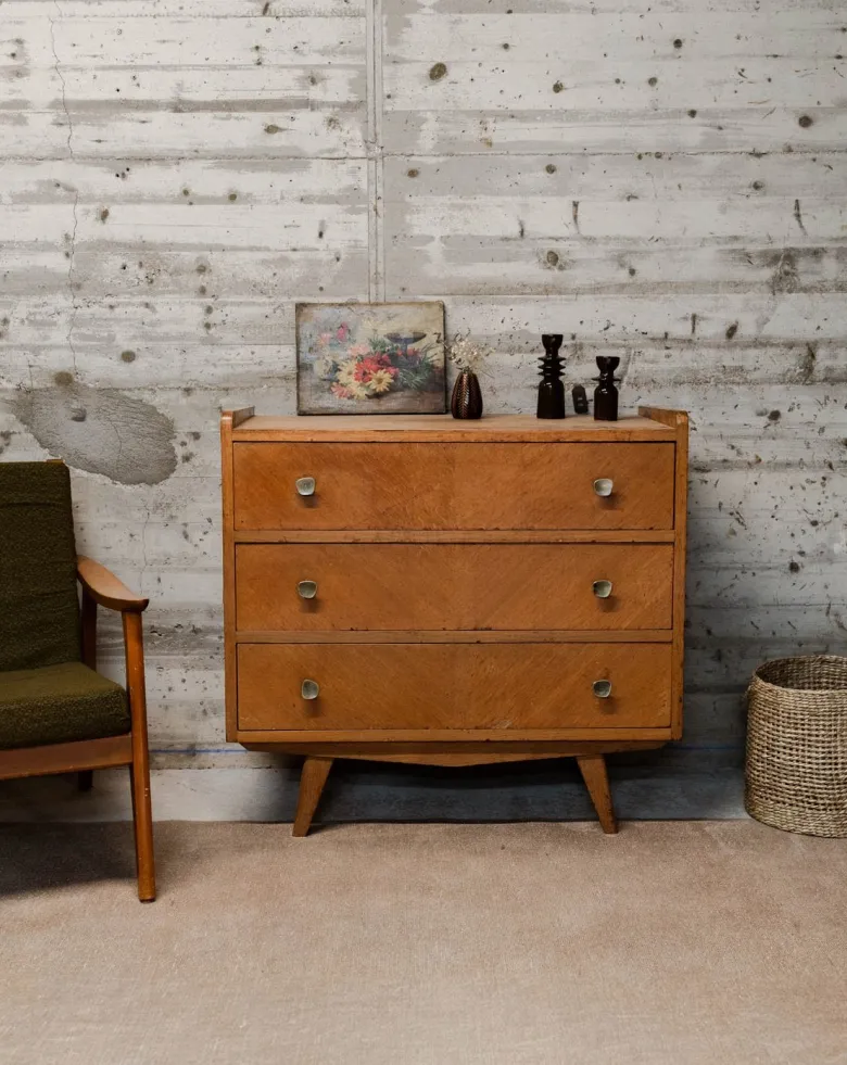 Olga, la commode en bois n°458