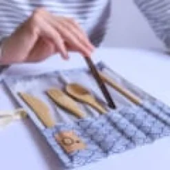 Pochette nomade de couverts écologiques