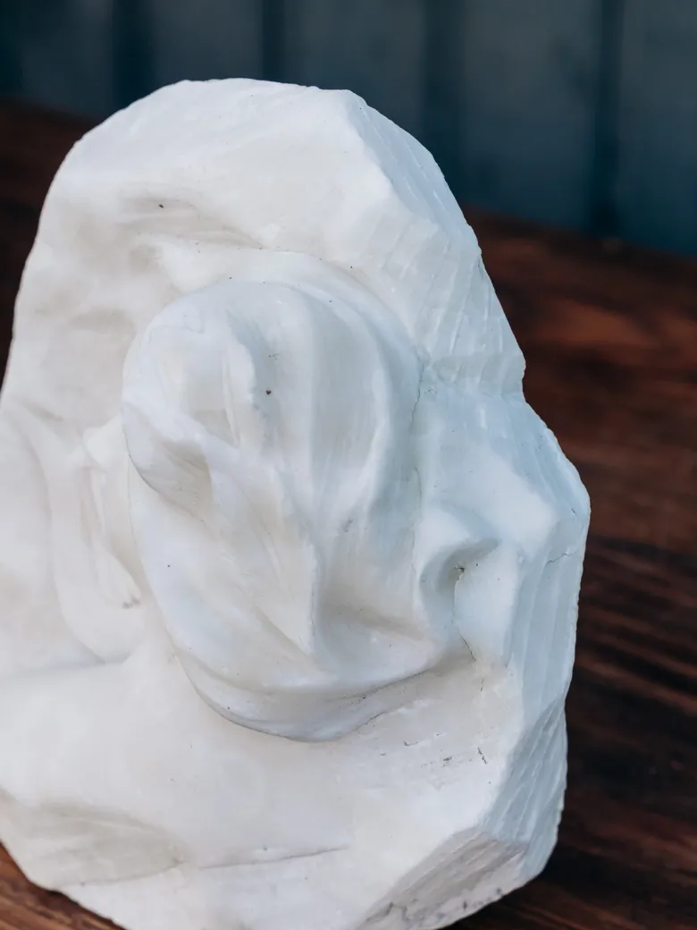Sculpture bas relief en marbre n°528