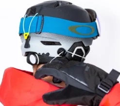 Skears pack trio covid ski