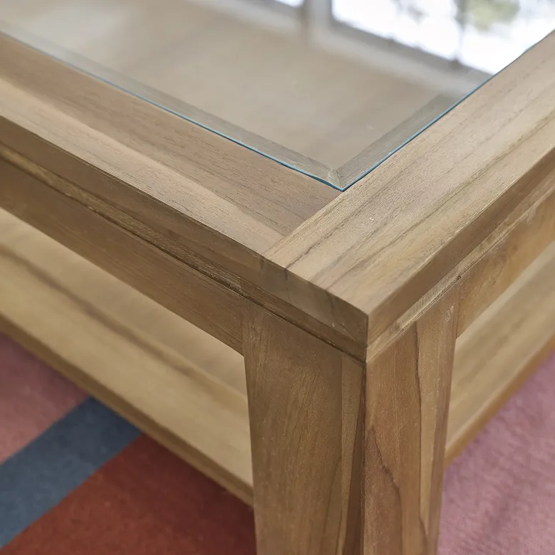 Table basse vitrée en bois de teck