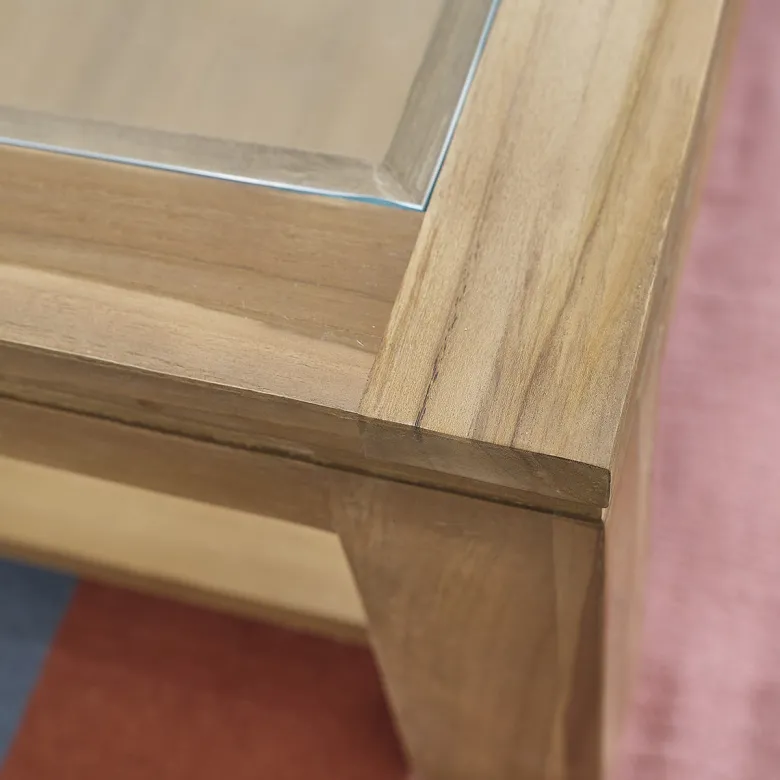 Table basse vitrée en bois de teck