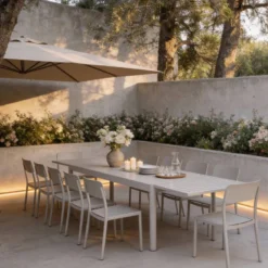 Table de jardin avec allonges