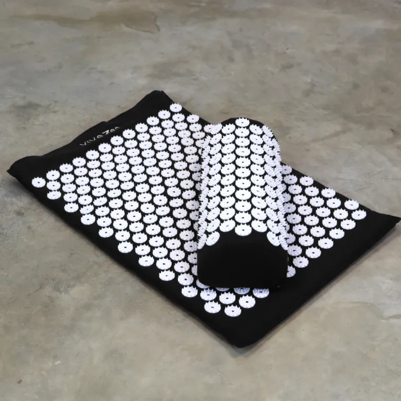 Tapis et coussin d'acupression