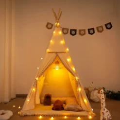 Tipi avec pompons pour enfant beige