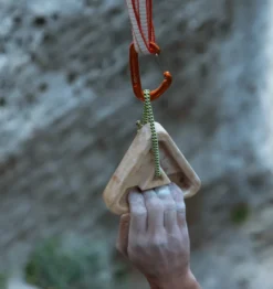 Triangle – agrès nomade 5 prises ultra-compact