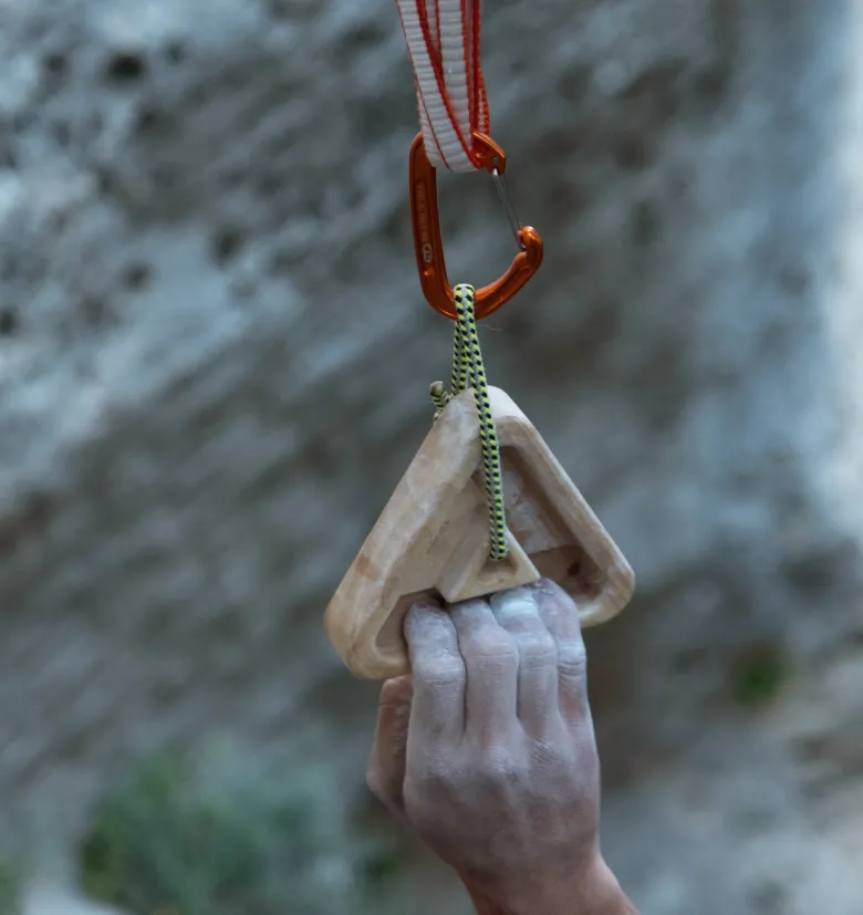 Triangle – agrès nomade 5 prises ultra-compact